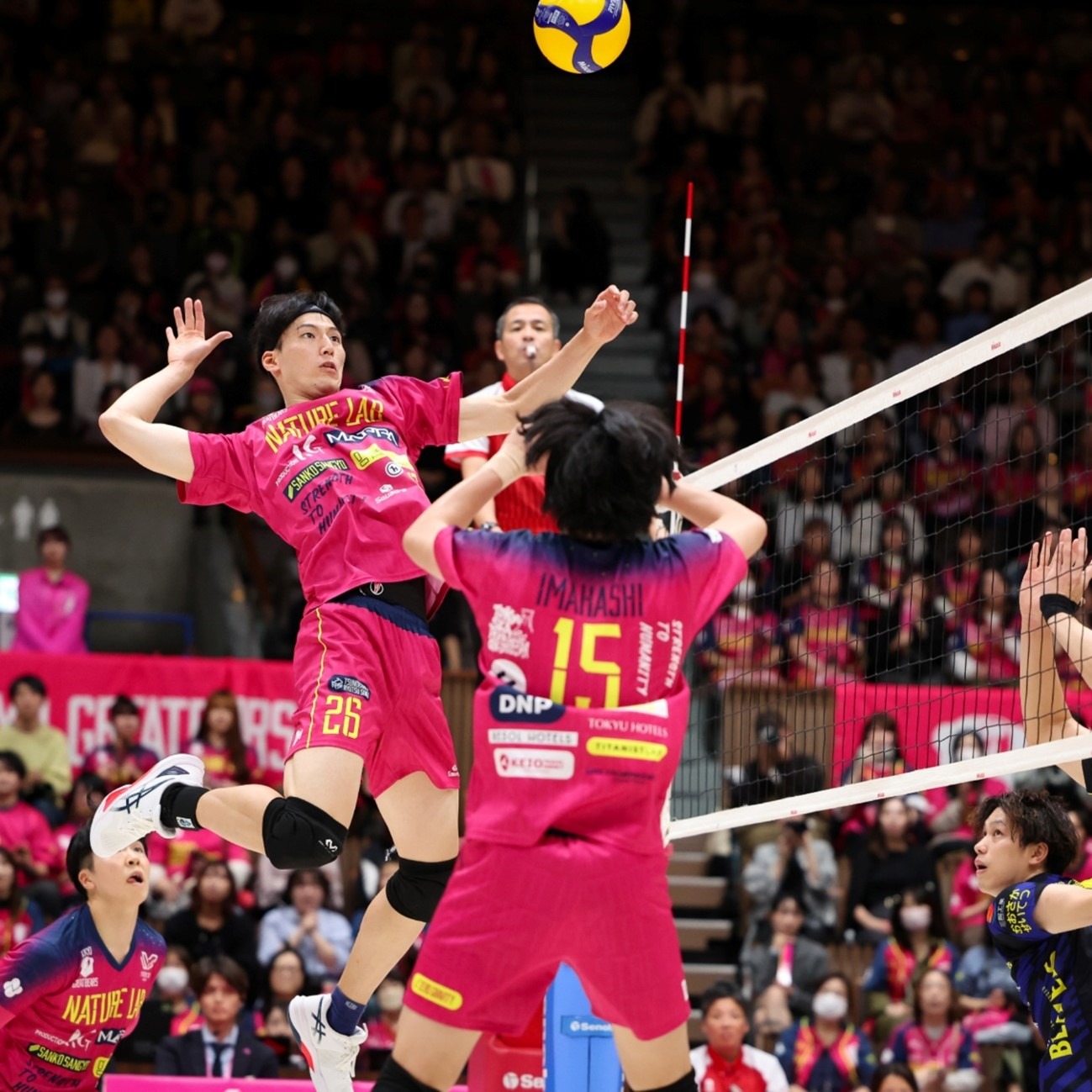 官宣：BC.G引入TaZ出任主教练